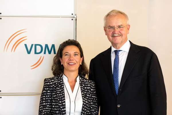 Chairperson and Vice-Chairperson of VDMA Textile Machinery Association: Regina Br?ckner, Fritz P. Mayer.